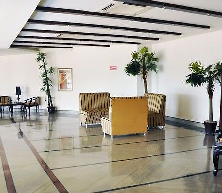 Hotel Ark Continental Rudrapur Ngoại thất bức ảnh