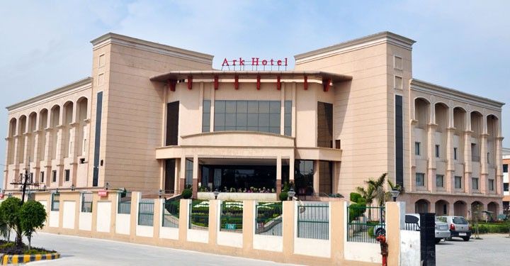 Hotel Ark Continental Rudrapur Ngoại thất bức ảnh